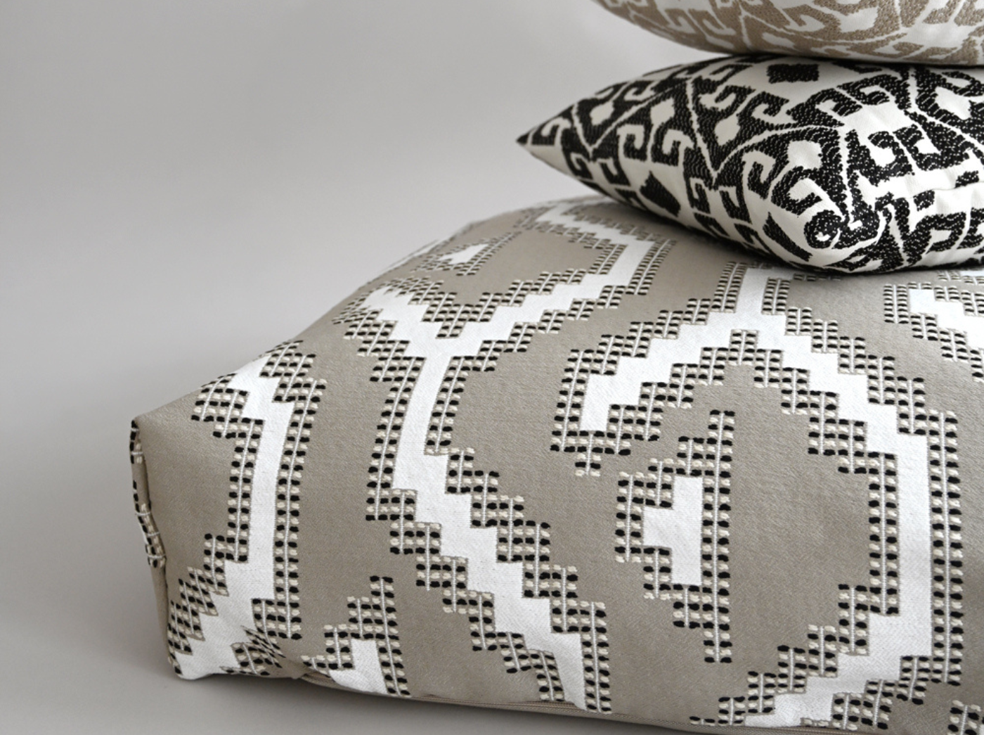 Outdoor Bodenkissen Mäander Floor Cushion Journey