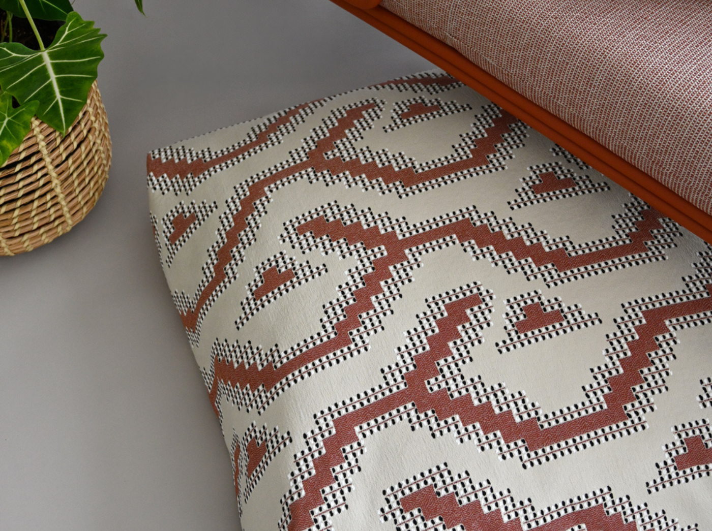 Outdoor Bodenkissen Mäander Floor Cushion Journey